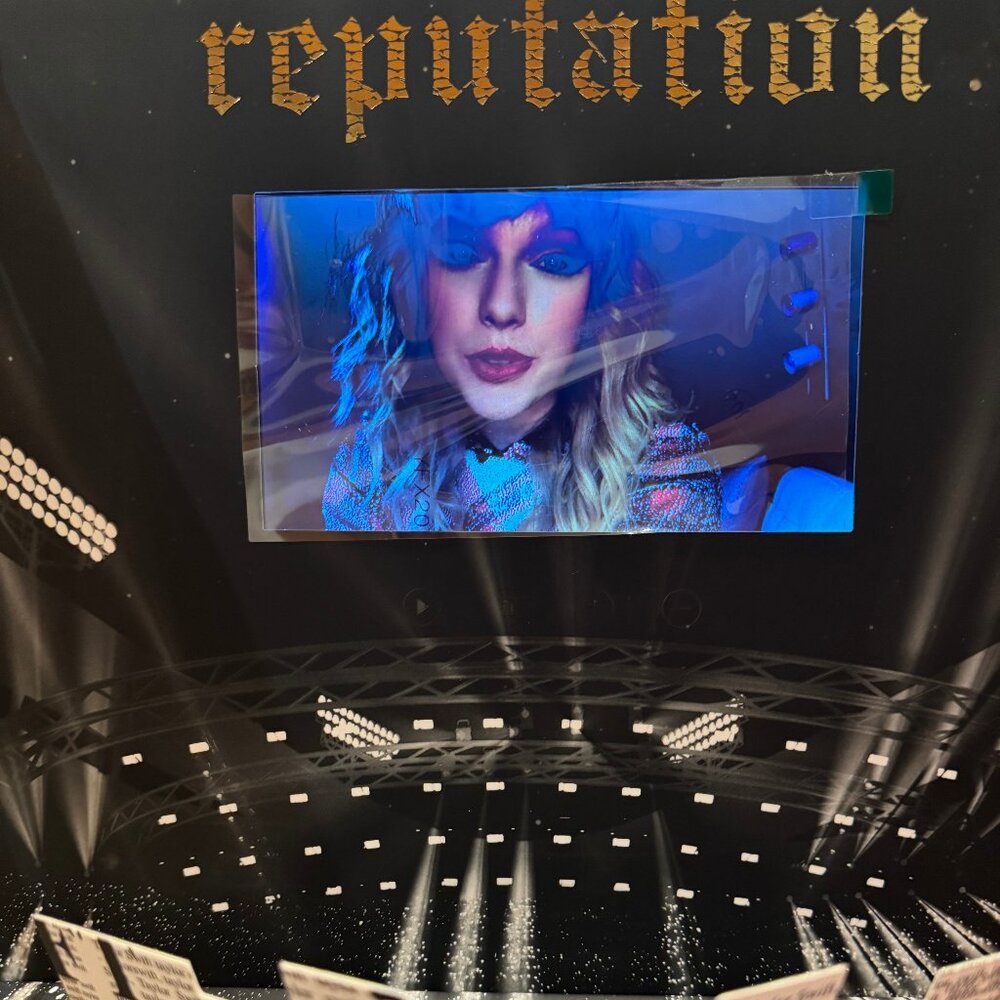 Taylor Swift Reputation Tour VIP Box with Working Video & Sealed Items - Picture 13 of 14